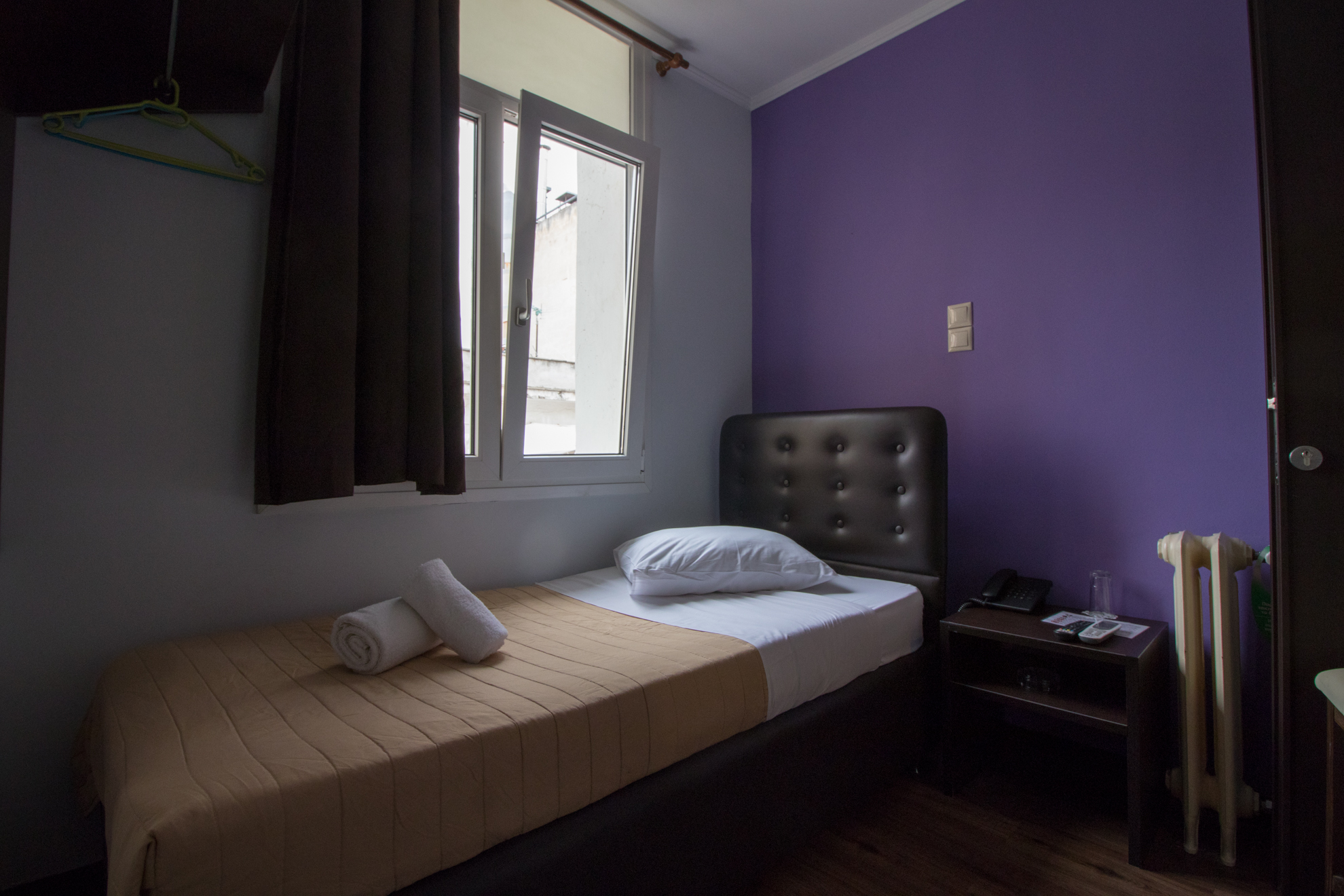 single-room-cosmopolit-hotel